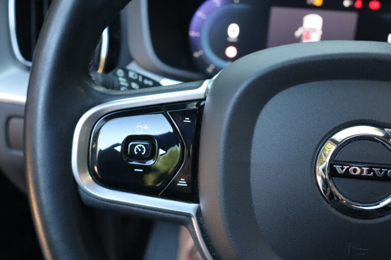 sv automobile xc60 peugeot img 7520 17