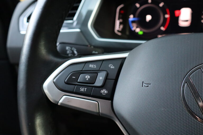 sv automobile amir noir img 7976 13