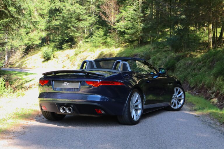 sv automobile f type bleu img 8085 13