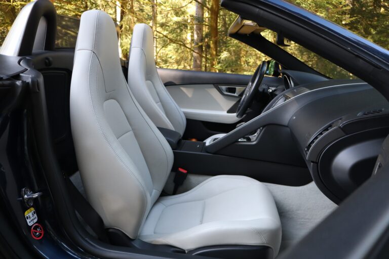 sv automobile f type bleu img 8112 20