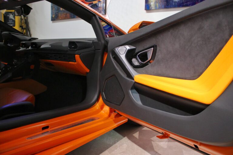 sv automobile huracan dream orange image00019 03