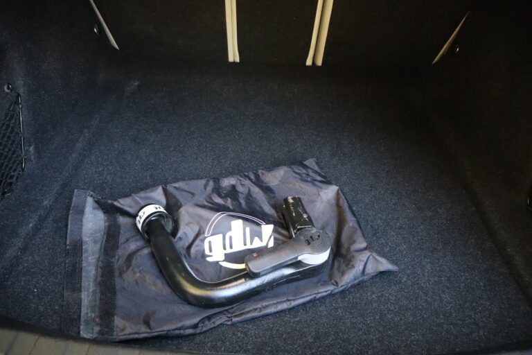 sv automobile m3 noir blanc img 8164 11