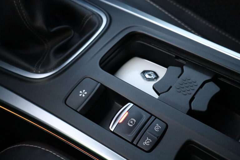 sv automobile megane 4gt img 2949 23