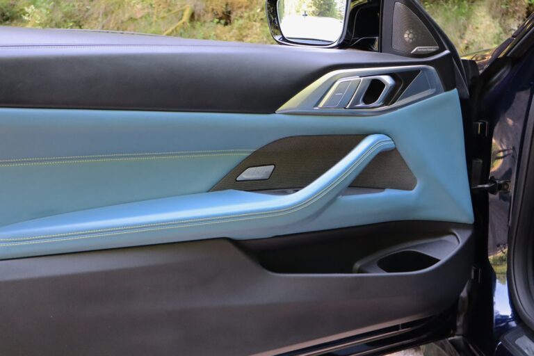 sv automobile m4 bleu siege img 0728 06
