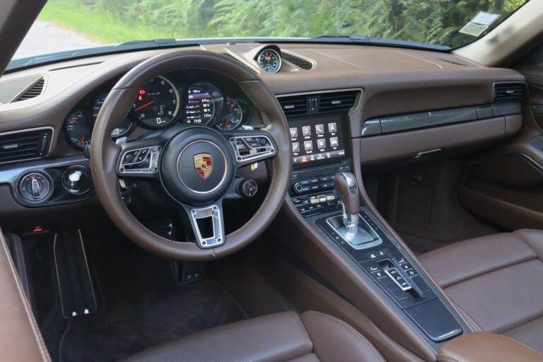 sv automobile 911 turbo s blanche leo img 3135 17