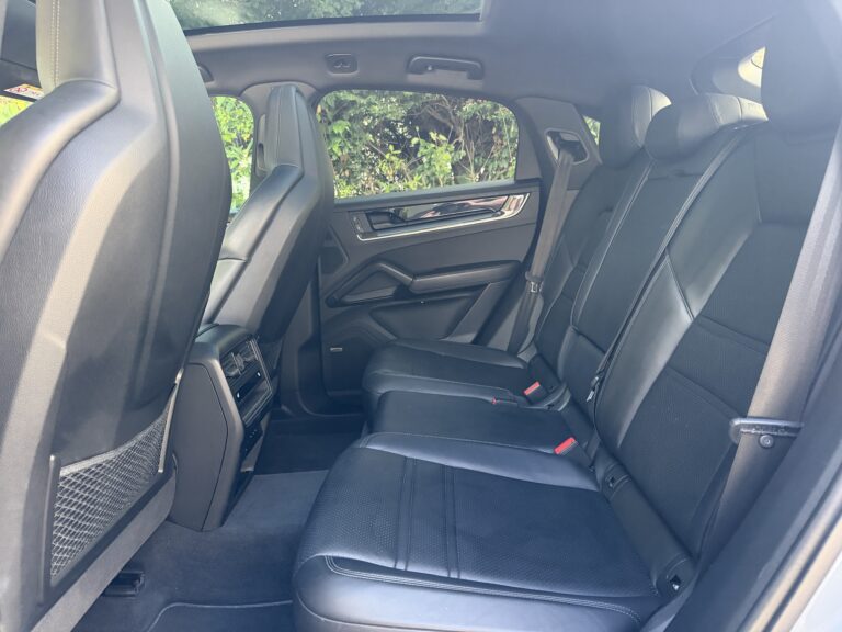 sv automobile cayenne armand img 3798 16