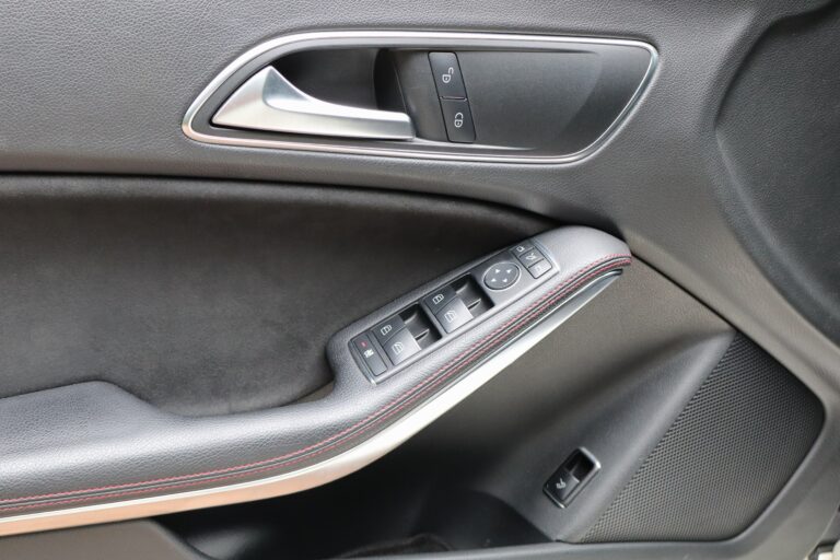 sv automobile cla200clavuier img 1759 01