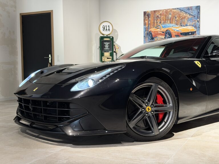 sv automobile f12 noir img 3815 01
