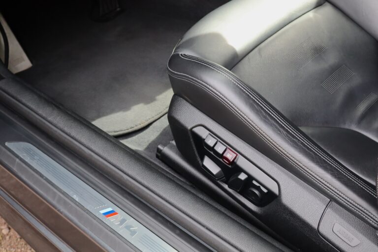 sv automobile m4 431 grise img 2524 14