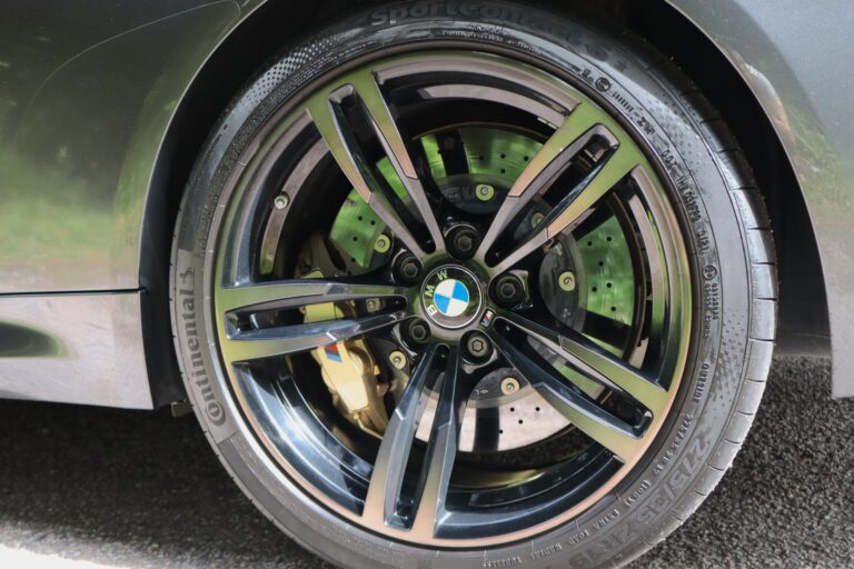sv automobile m4 431 grise img 2580 26