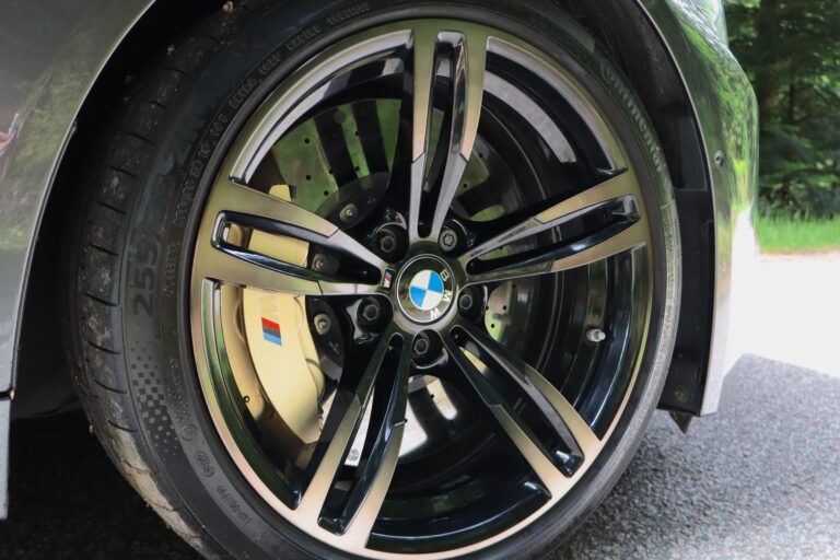 sv automobile m4 431 grise img 2582 28