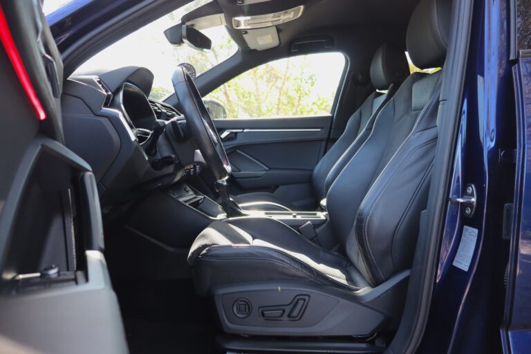 sv automobile q3 bleu sportback img 3386 01