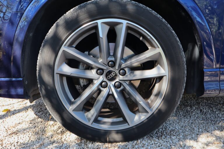 sv automobile q3 bleu sportback img 3457 17