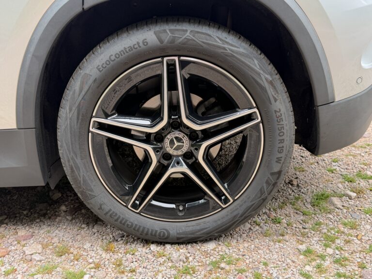 sv automobile gla gris img 2797 14
