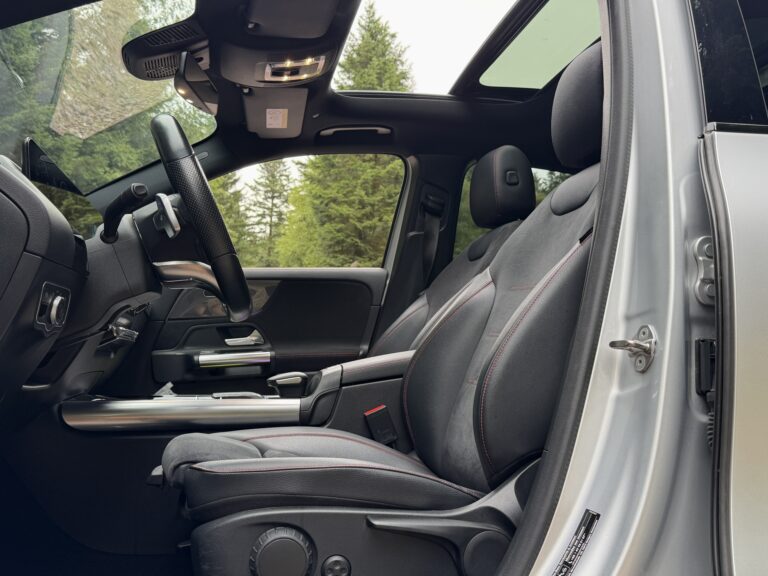 sv automobile gla gris img 2831 18