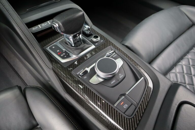 Audi R8 5.2 V10 FSI 620ch Performance Quattro