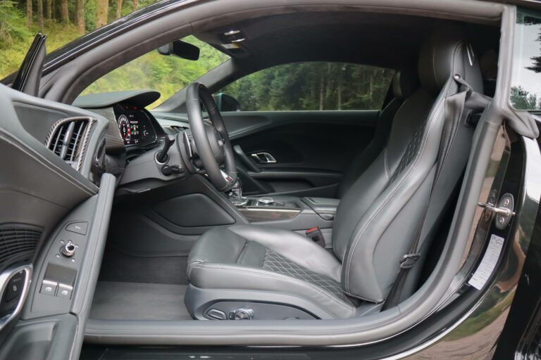 Audi R8 5.2 V10 FSI 620ch Performance Quattro