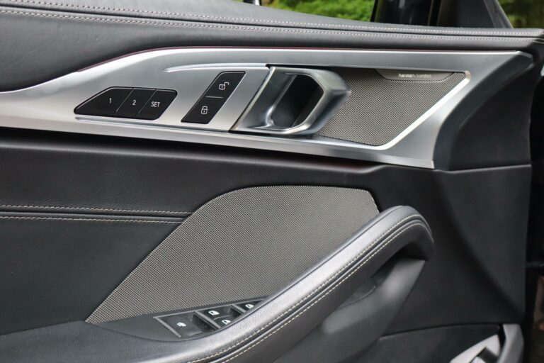 BMW Série 8 II (G15) 840dA 320ch xDrive M Sport