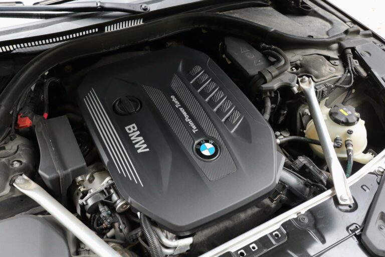 BMW Série 8 II (G15) 840dA 320ch xDrive M Sport