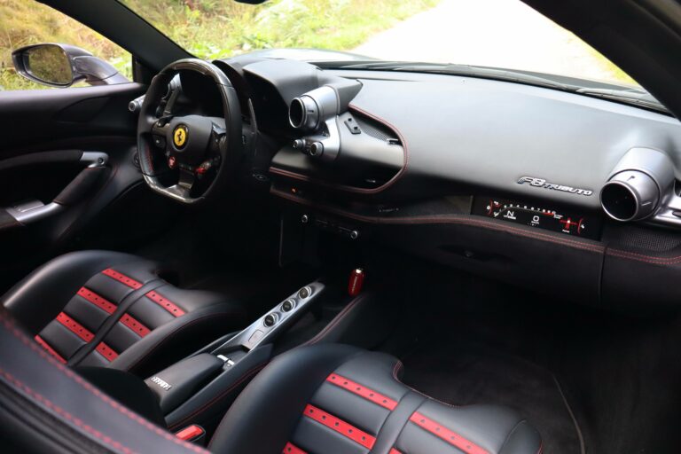 F8 Tributo 3.9i V8 Turbo 720cv origine France