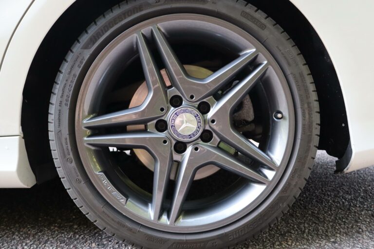 Mercedes-Benz CLA 200 Fascination AMG Line