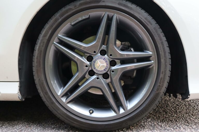 Mercedes-Benz CLA 200 Fascination AMG Line