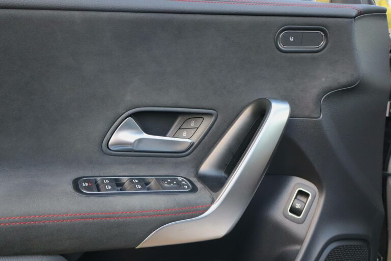 Mercedes-Benz CLA Shooting Brake 250AMGLine 4Matic
