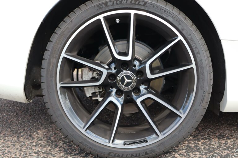 Mercedes-Benz Classe C 220 d 194ch AMG Line