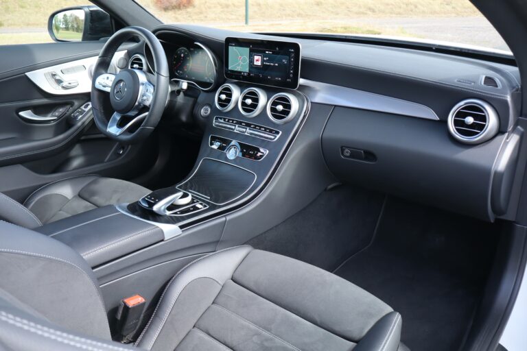 Mercedes-Benz Classe C 220 d 194ch AMG Line