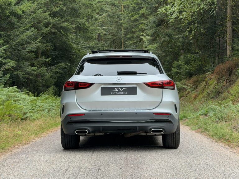 Mercedes-Benz Classe GLA 200d 150cv AMG Line