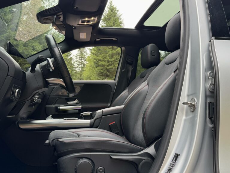 Mercedes-Benz Classe GLA 200d 150cv AMG Line