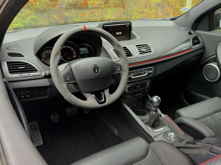 Renault Megane RS Trophy Air 14 1/50 275ch