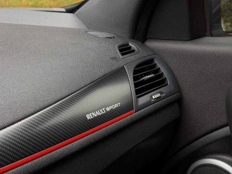 Renault Megane RS Trophy Air 14 1/50 275ch