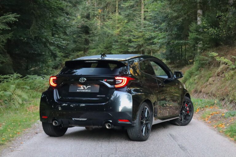 sv automobile yaris gr noir img 8917 36